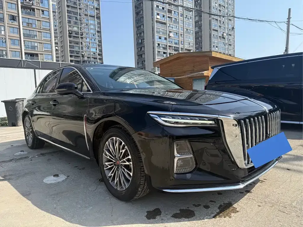 Hongqi H5 — фото 9