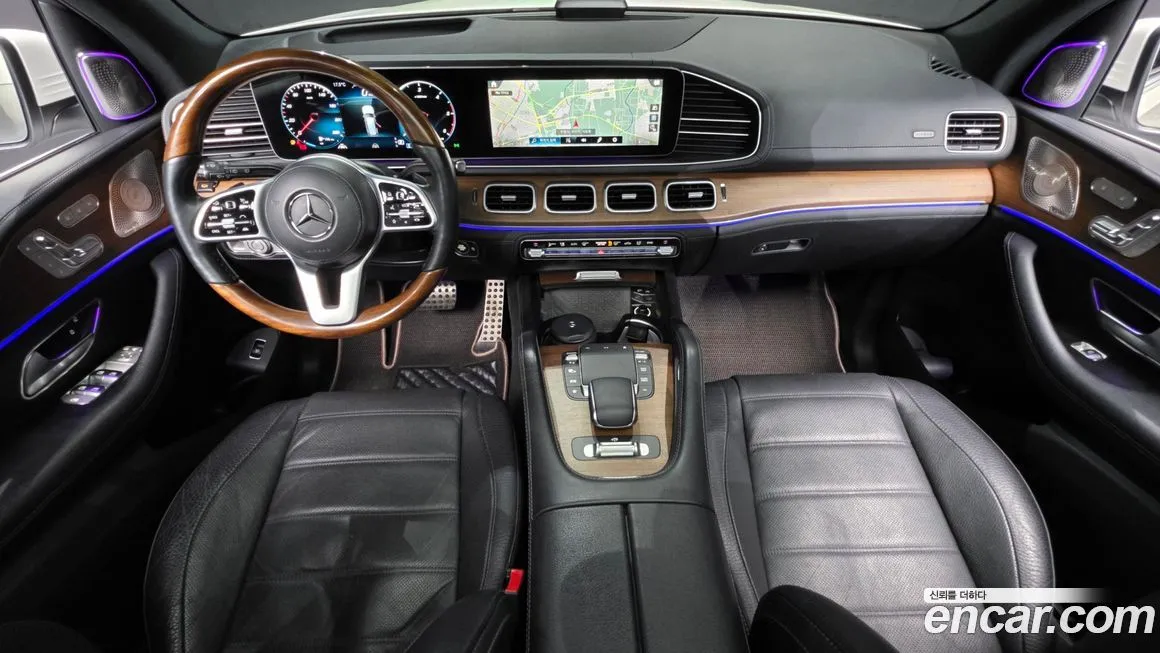 Mercedes-Benz GLS-Class — фото 10