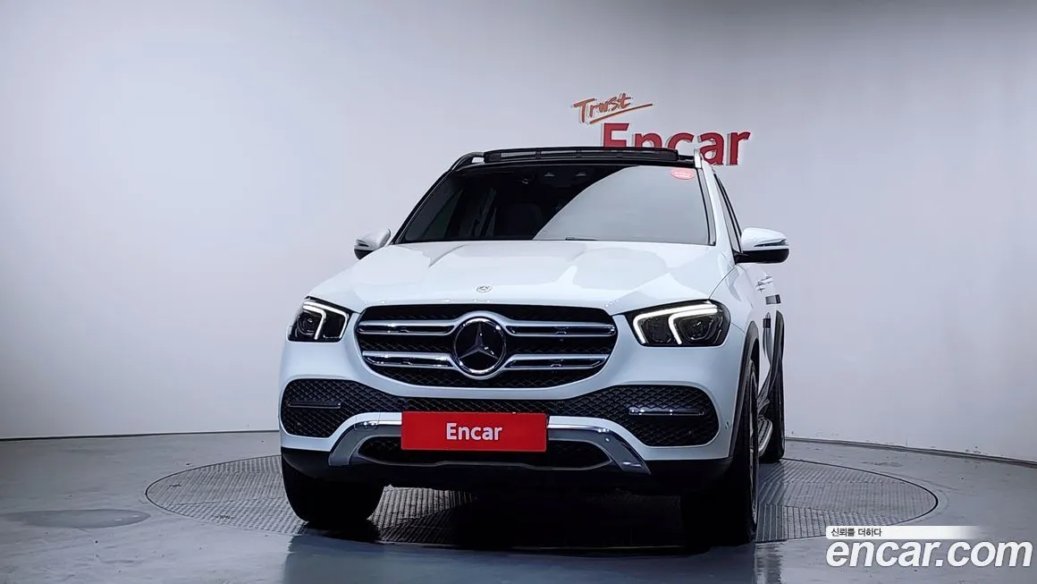 Mercedes-Benz GLE-Class — фото 7