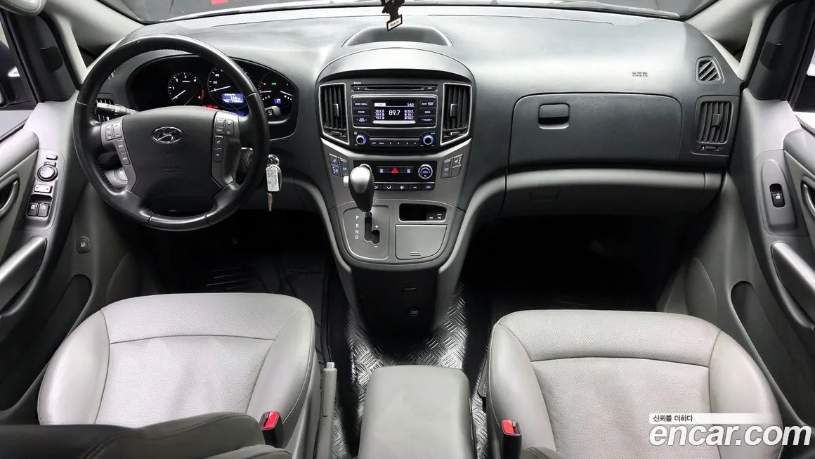 Hyundai Starex — фото 6
