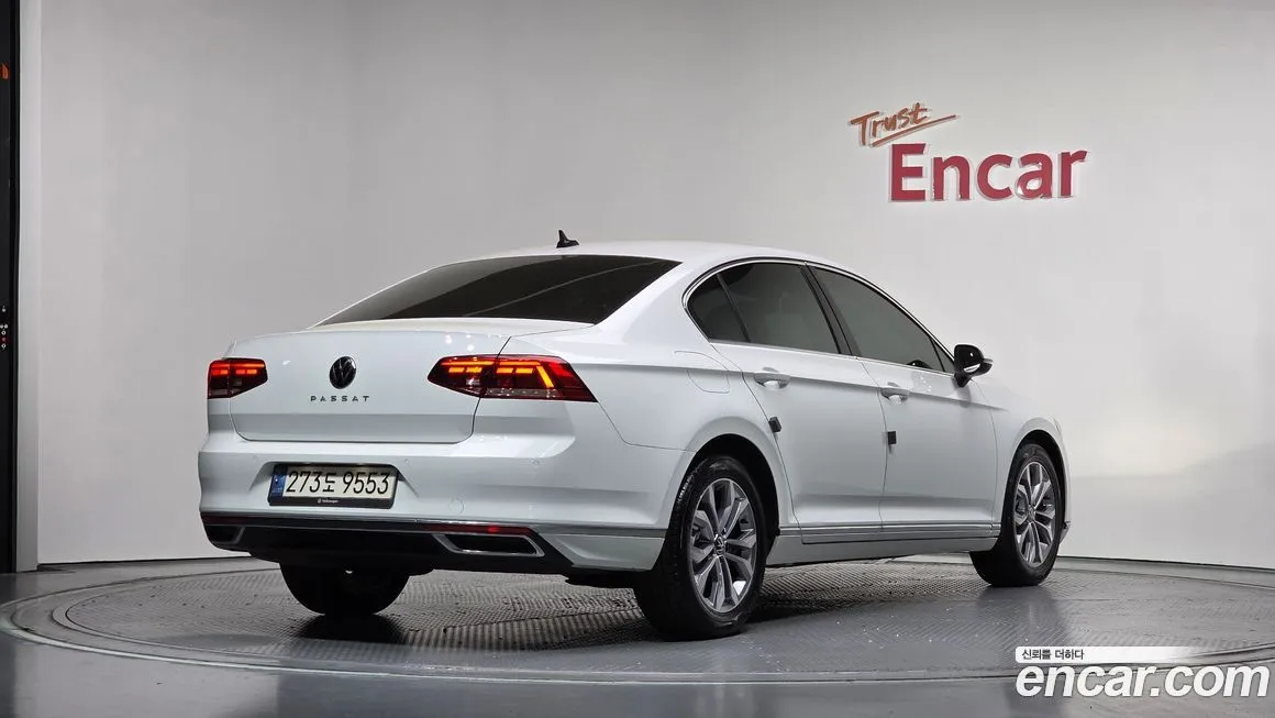 Volkswagen Passat — фото 2