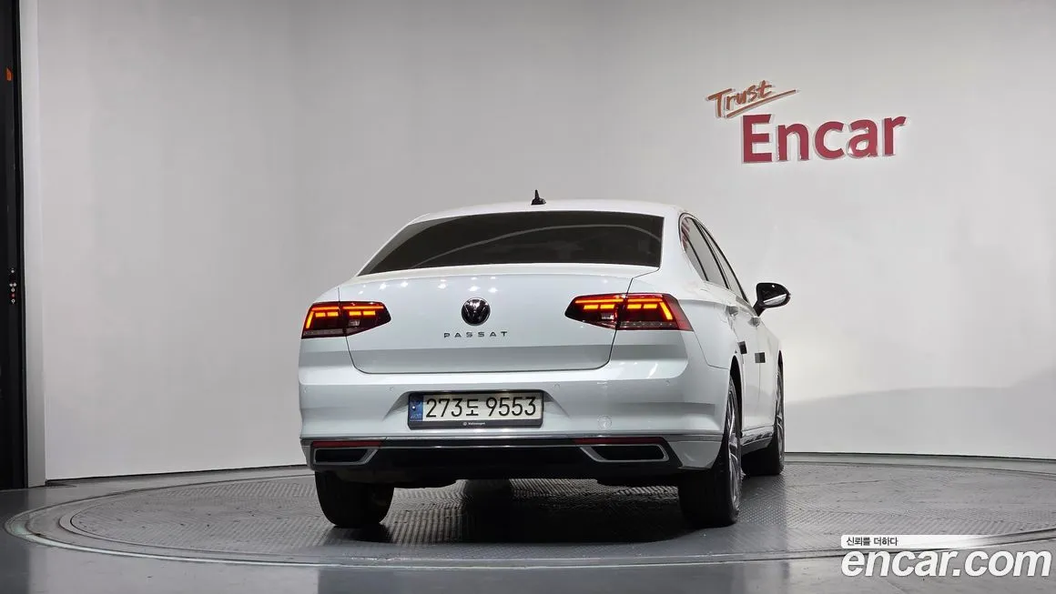 Volkswagen Passat — фото 6