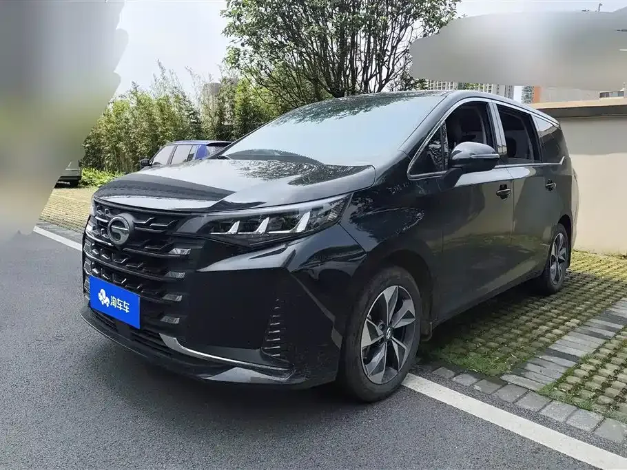 GAC Motor Trumpchi M6 — фото 1