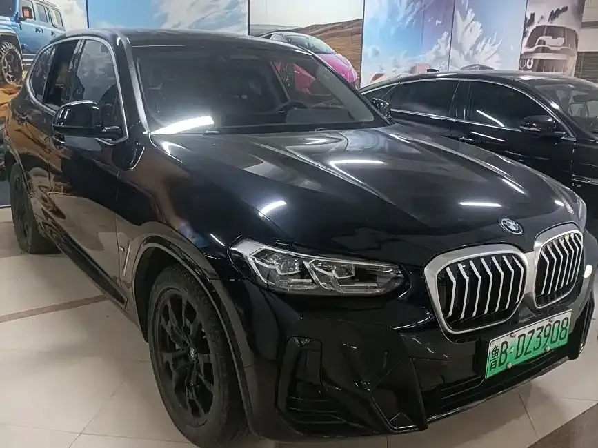 BMW iX3 — фото 10