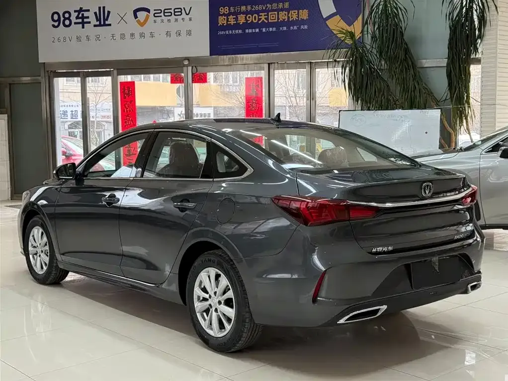 Changan Eado — фото 4