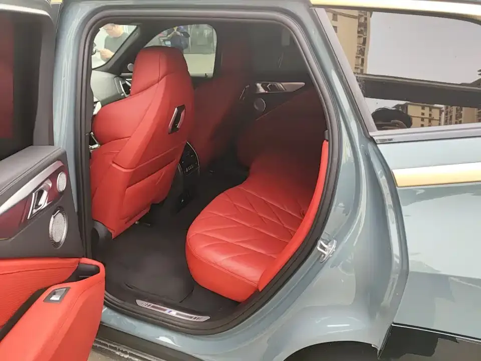 BMW XM — фото 2