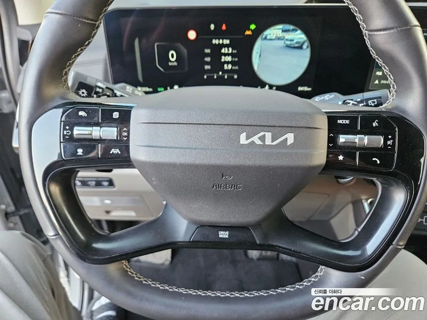 Kia Carnival — фото 4