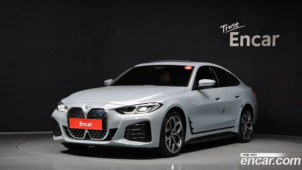 BMW i4 — фото 1