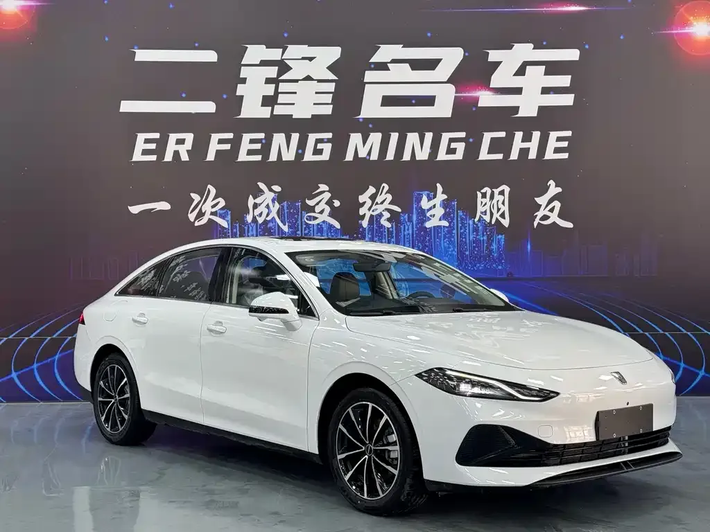 Roewe D7 — фото 6