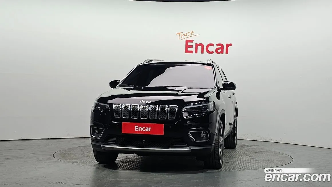 Jeep Cherokee — фото 2