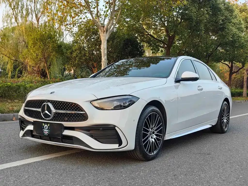 Mercedes-Benz C-Class — фото 1