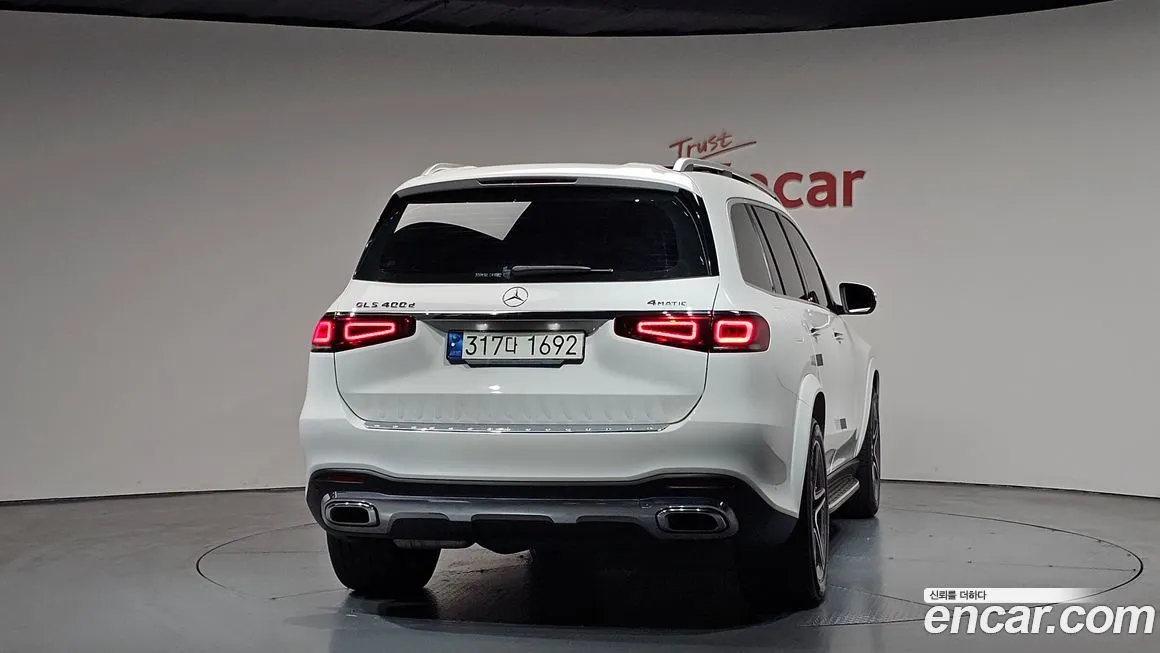 Mercedes-Benz GLS-Class — фото 6