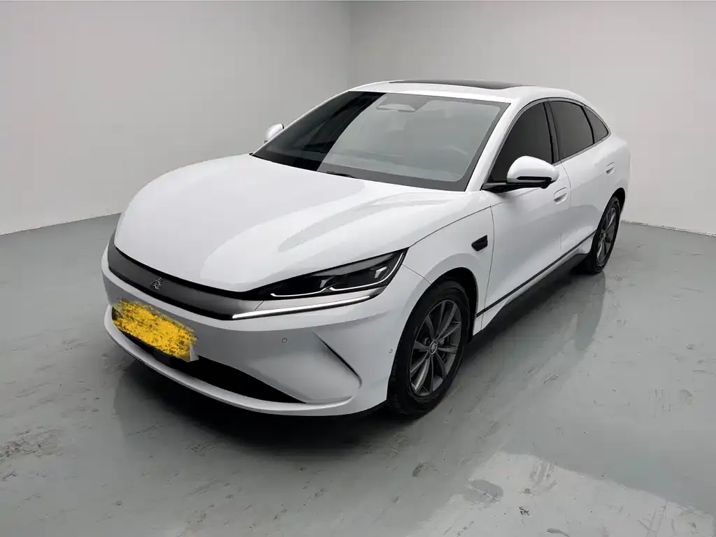 BYD Qin L — фото 1