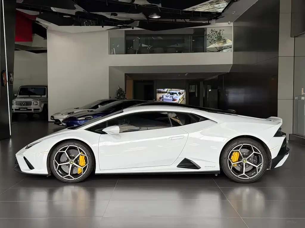Lamborghini Huracan — фото 2