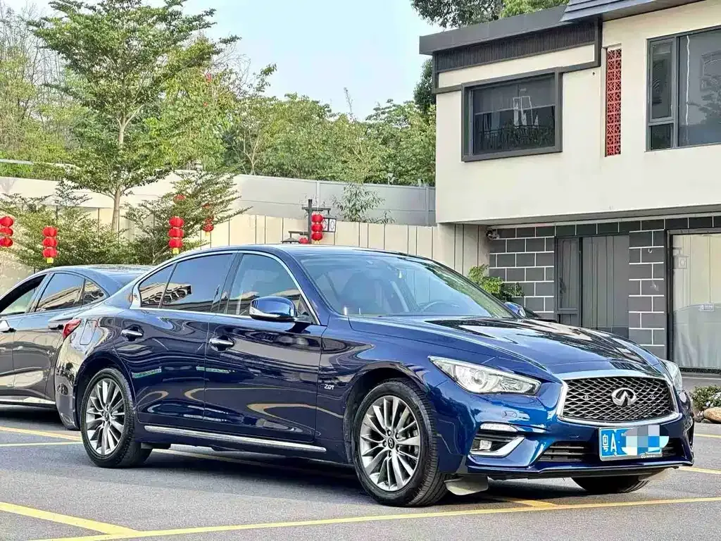 Infiniti Q50L — фото 7
