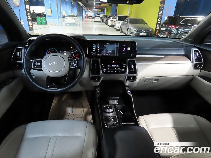 Kia Sorento — фото 5
