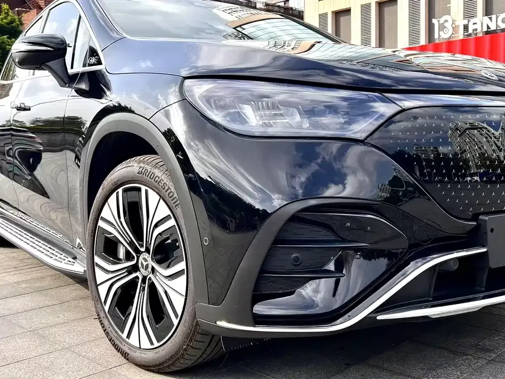 Mercedes-Benz EQE SUV — фото 3