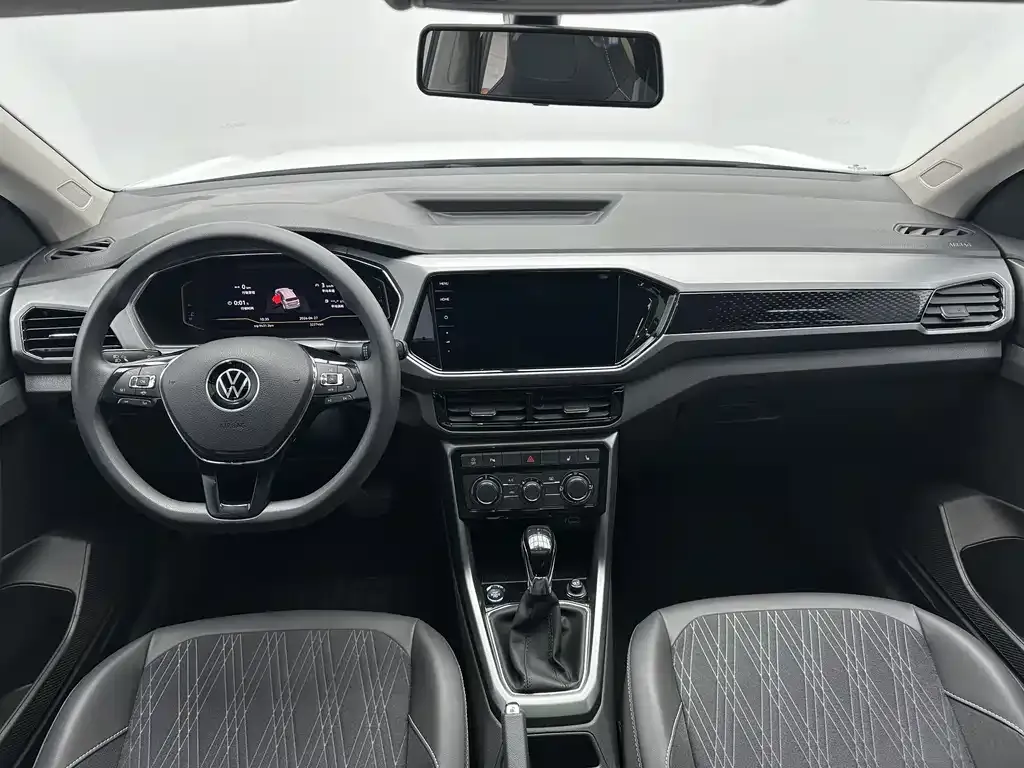 Volkswagen T-Cross — фото 8