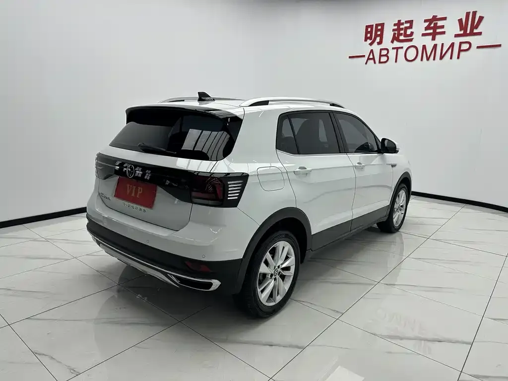 Volkswagen T-Cross — фото 6