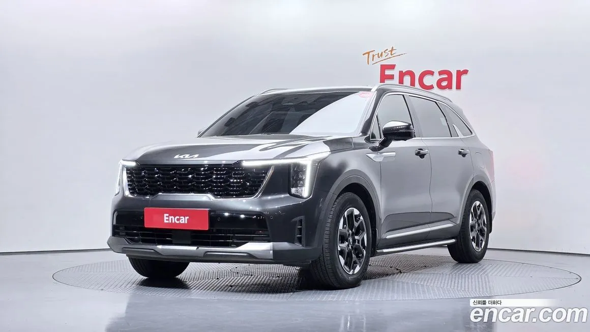 Kia Sorento — фото 1