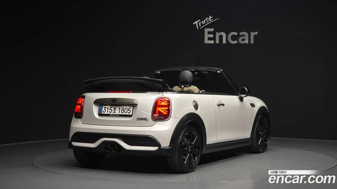 Mini Cooper Convertible — фото 3