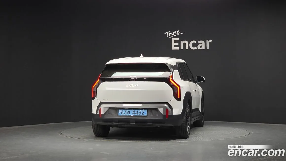 Kia EV3 — фото 2