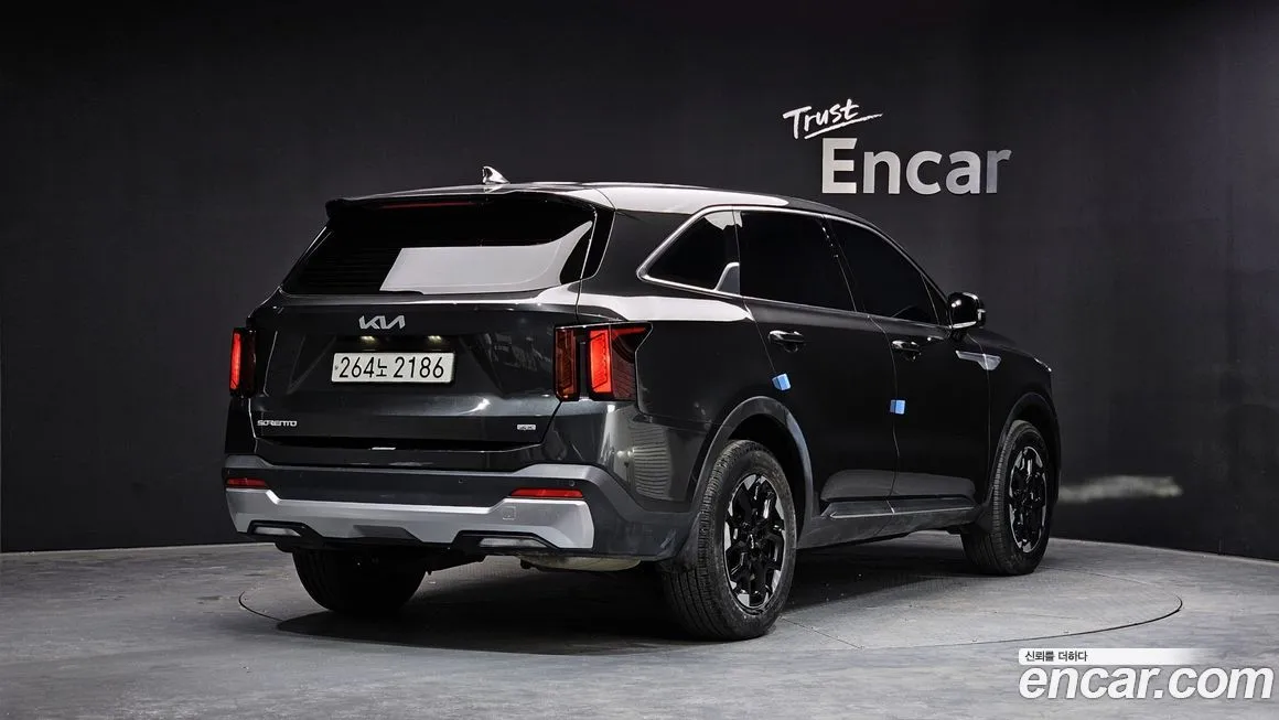Kia Sorento — фото 4