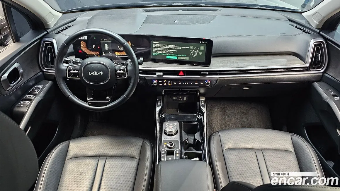 Kia Sorento — фото 10