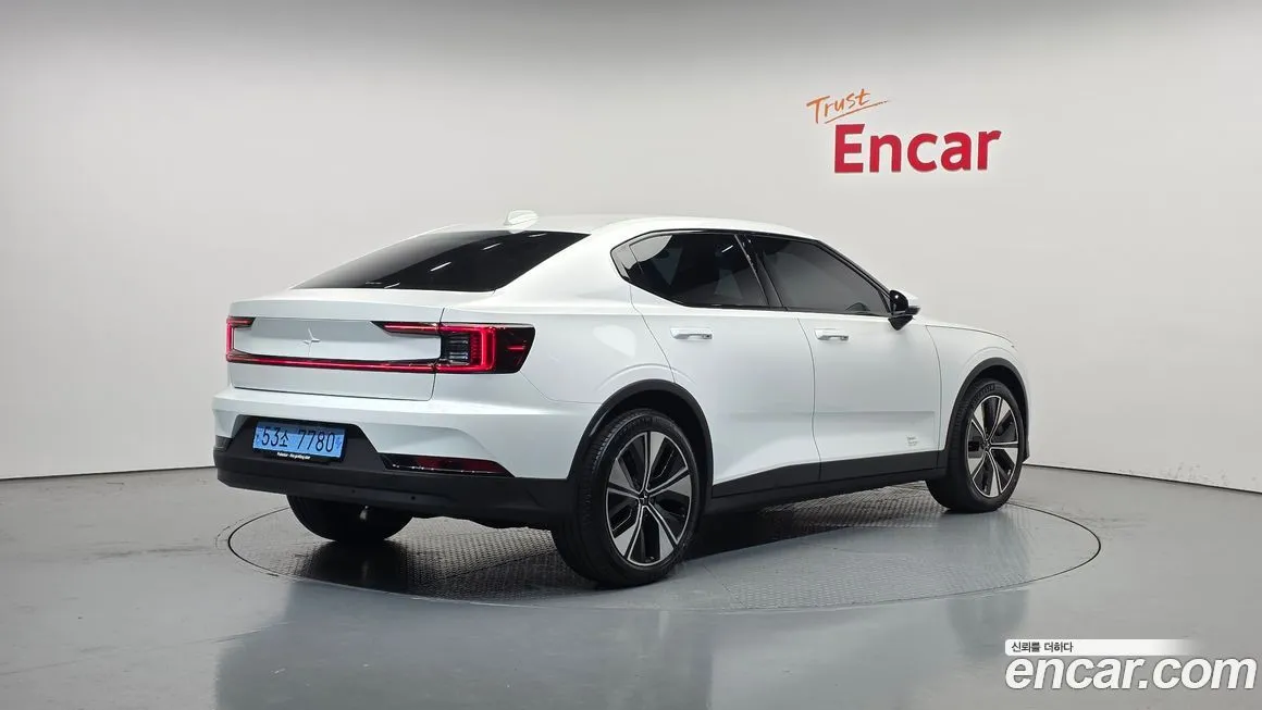 Polestar Polestar 2 — фото 2