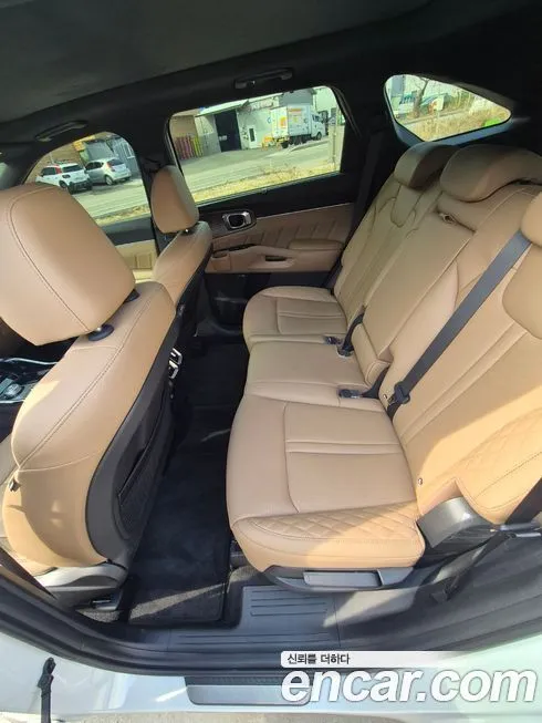 Kia Sorento — фото 4