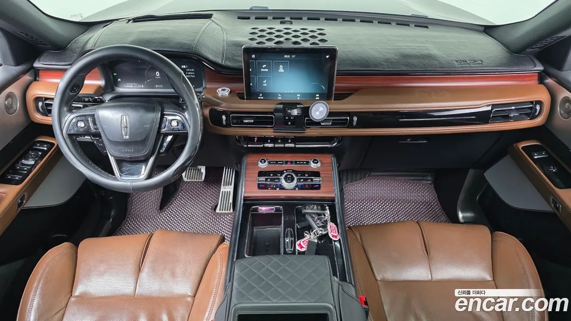Lincoln Aviator — фото 10