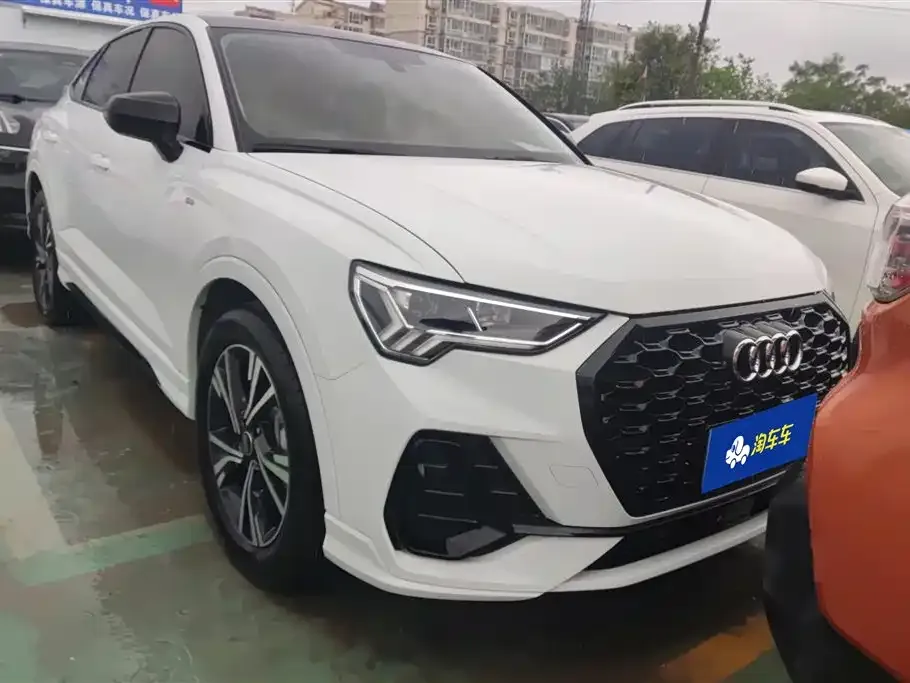Audi Q3 Sportback — фото 8