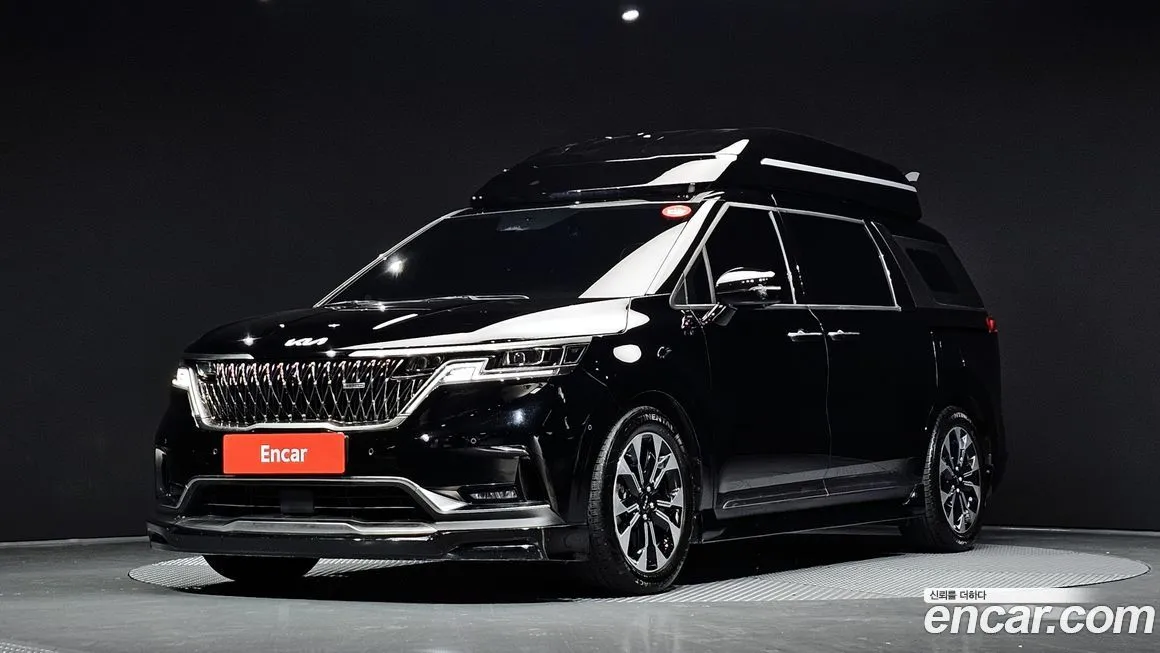 Kia Carnival — фото 1