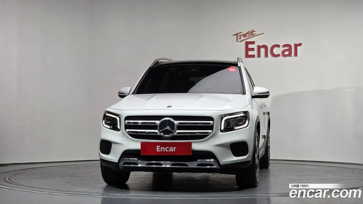 Mercedes-Benz GLB-Class — фото 5
