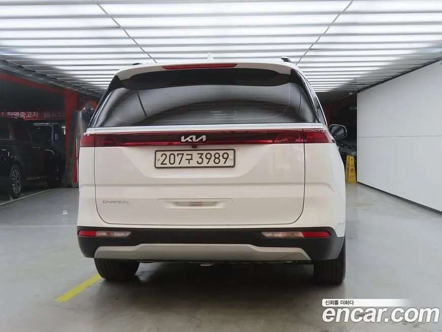 Kia Carnival — фото 2