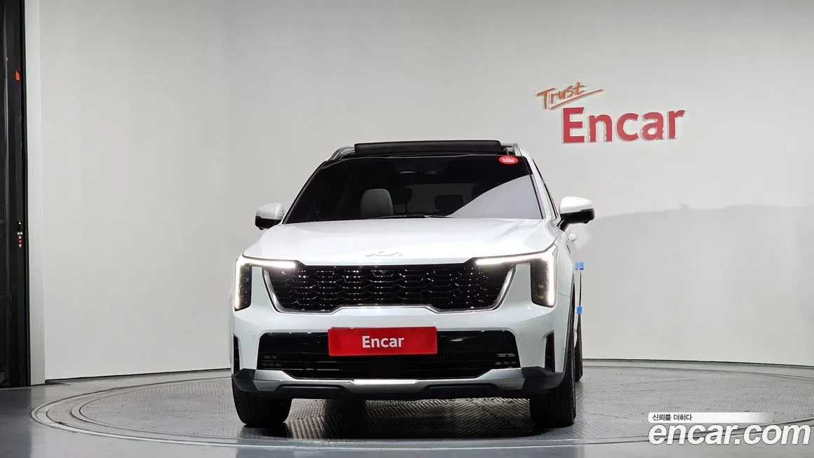 Kia Sorento — фото 6