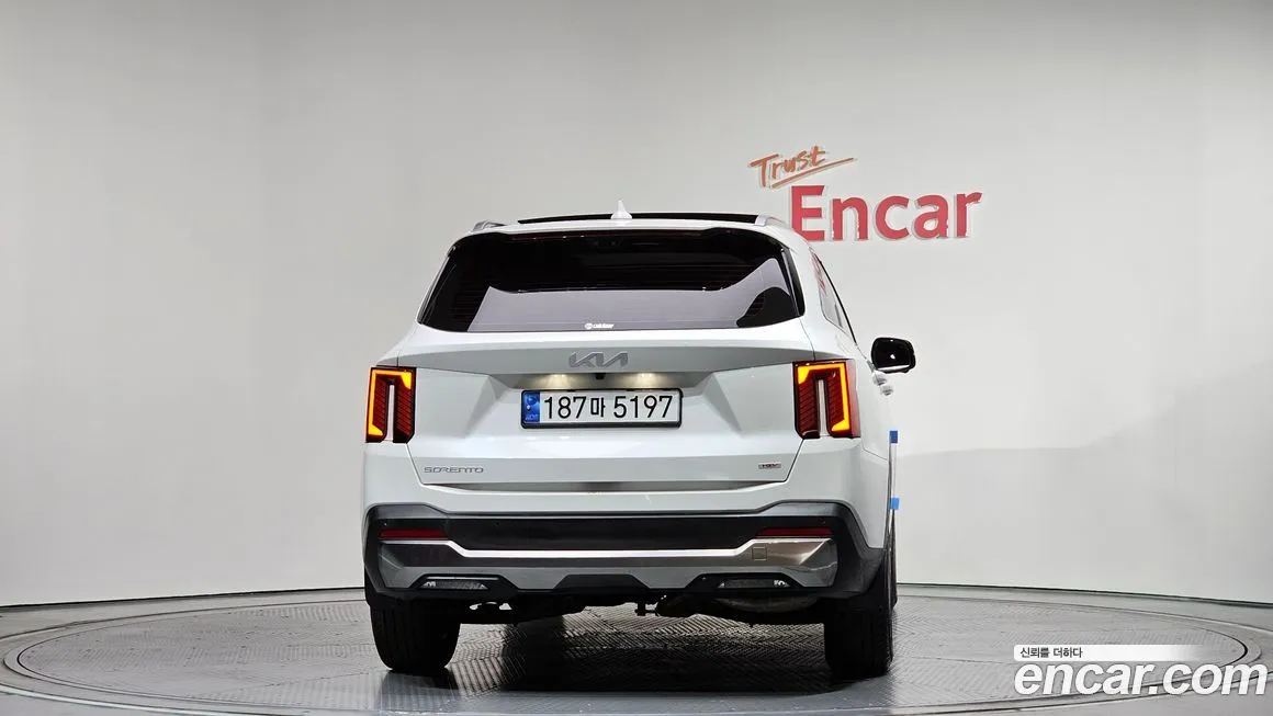 Kia Sorento — фото 2