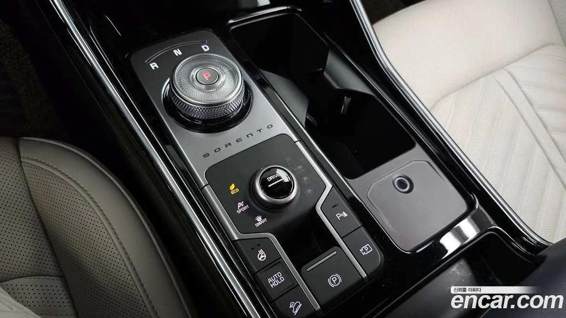 Kia Sorento — фото 9