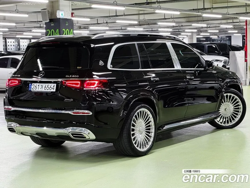 Mercedes-Benz GLS-Class — фото 6