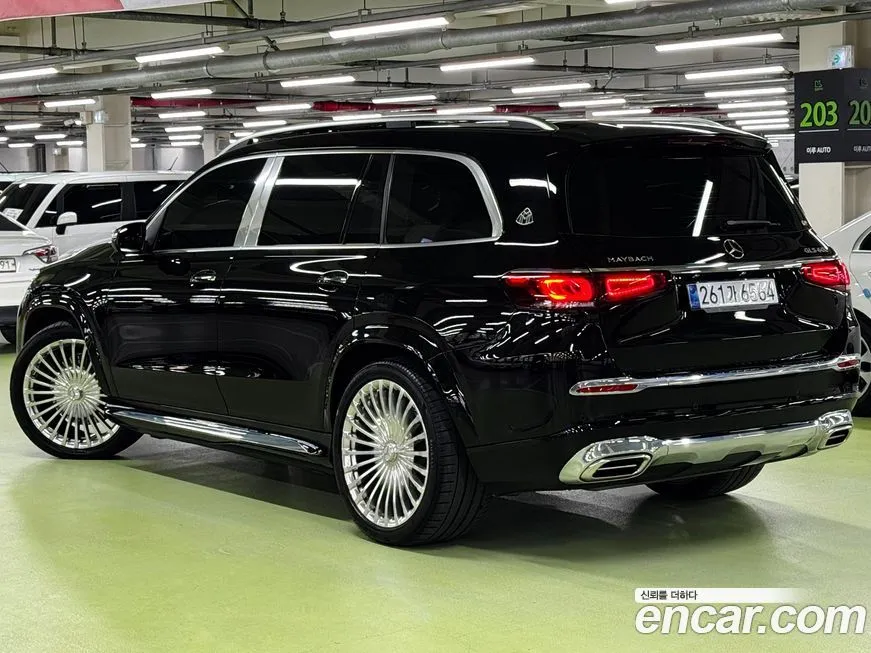 Mercedes-Benz GLS-Class — фото 9