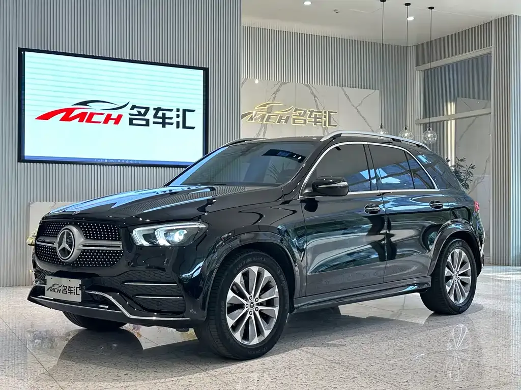 Mercedes-Benz GLE — фото 1