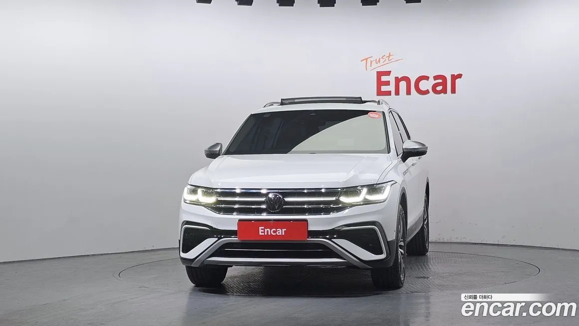 Volkswagen Tiguan — фото 2