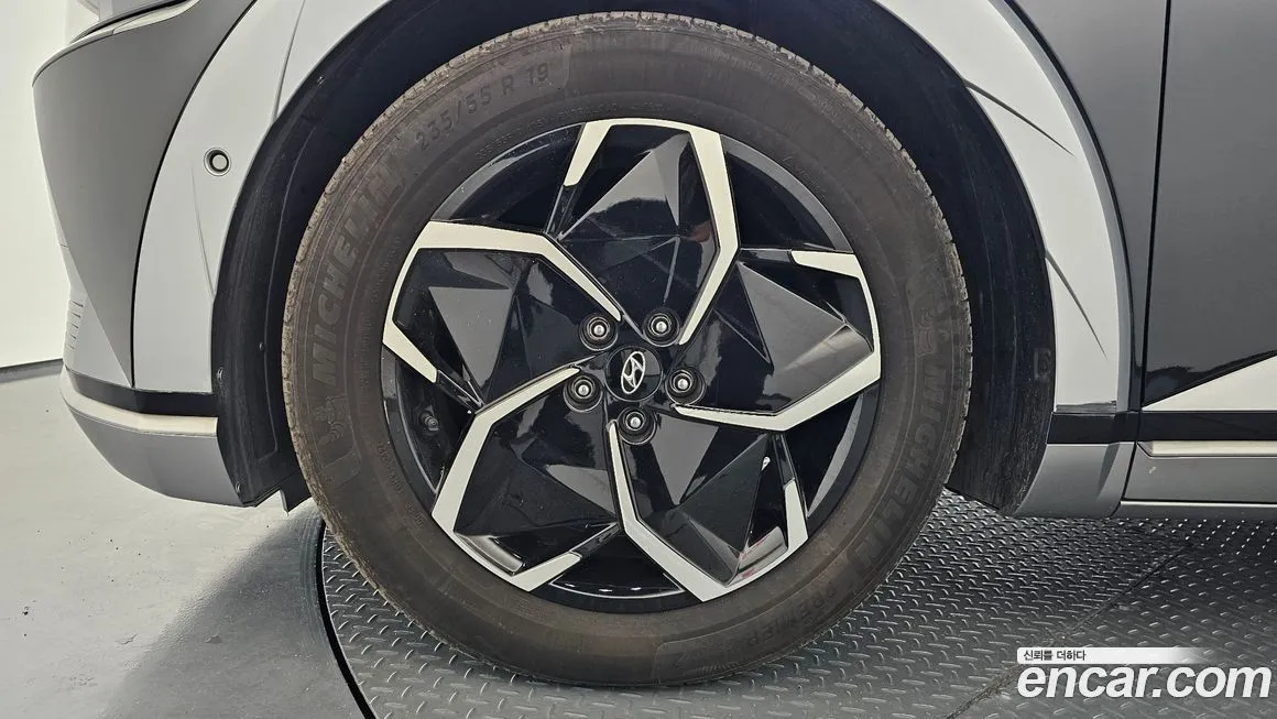 Hyundai Ioniq5 — фото 5