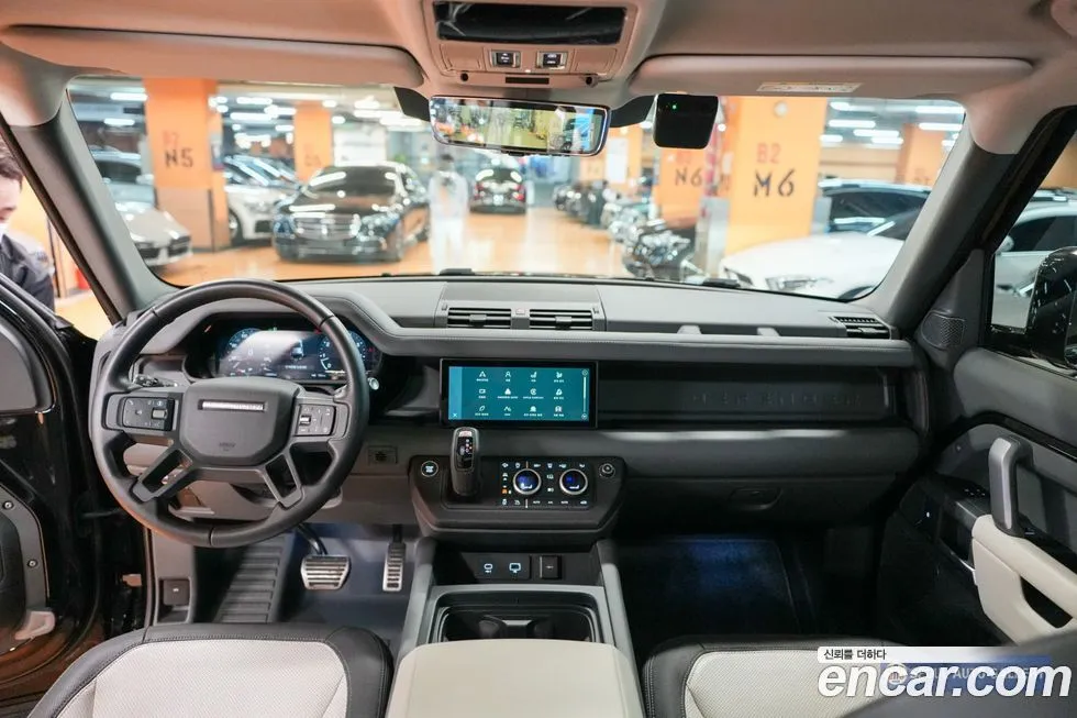 Land Rover Defender — фото 9