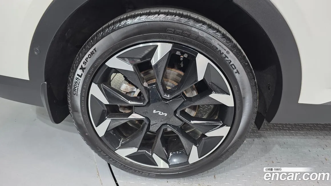 Kia Sorento — фото 7