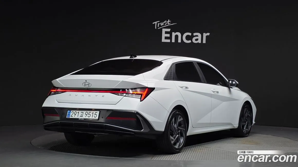 Hyundai AVANTE — фото 3