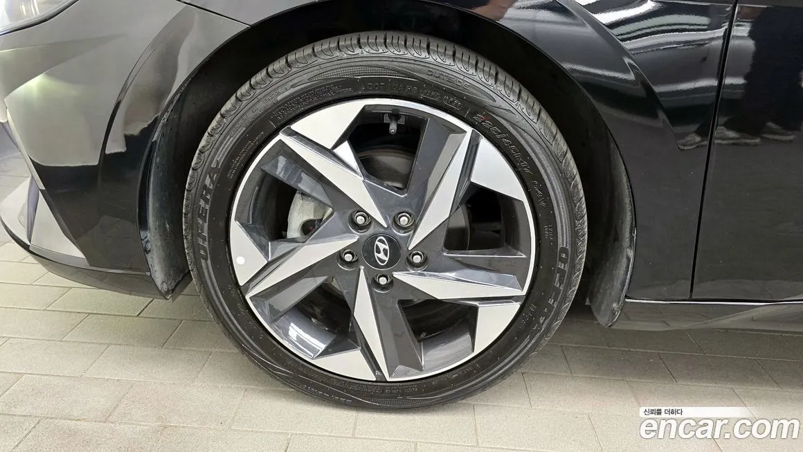 Hyundai AVANTE — фото 10