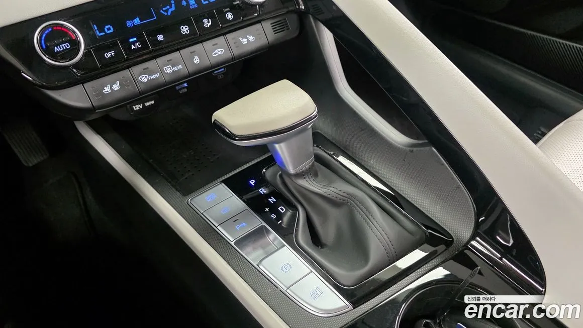 Hyundai AVANTE — фото 9