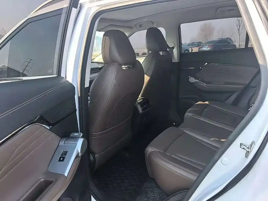 GAC Motor Trumpchi GS4 — фото 7