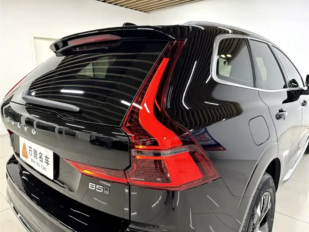 Volvo XC60 — фото 4